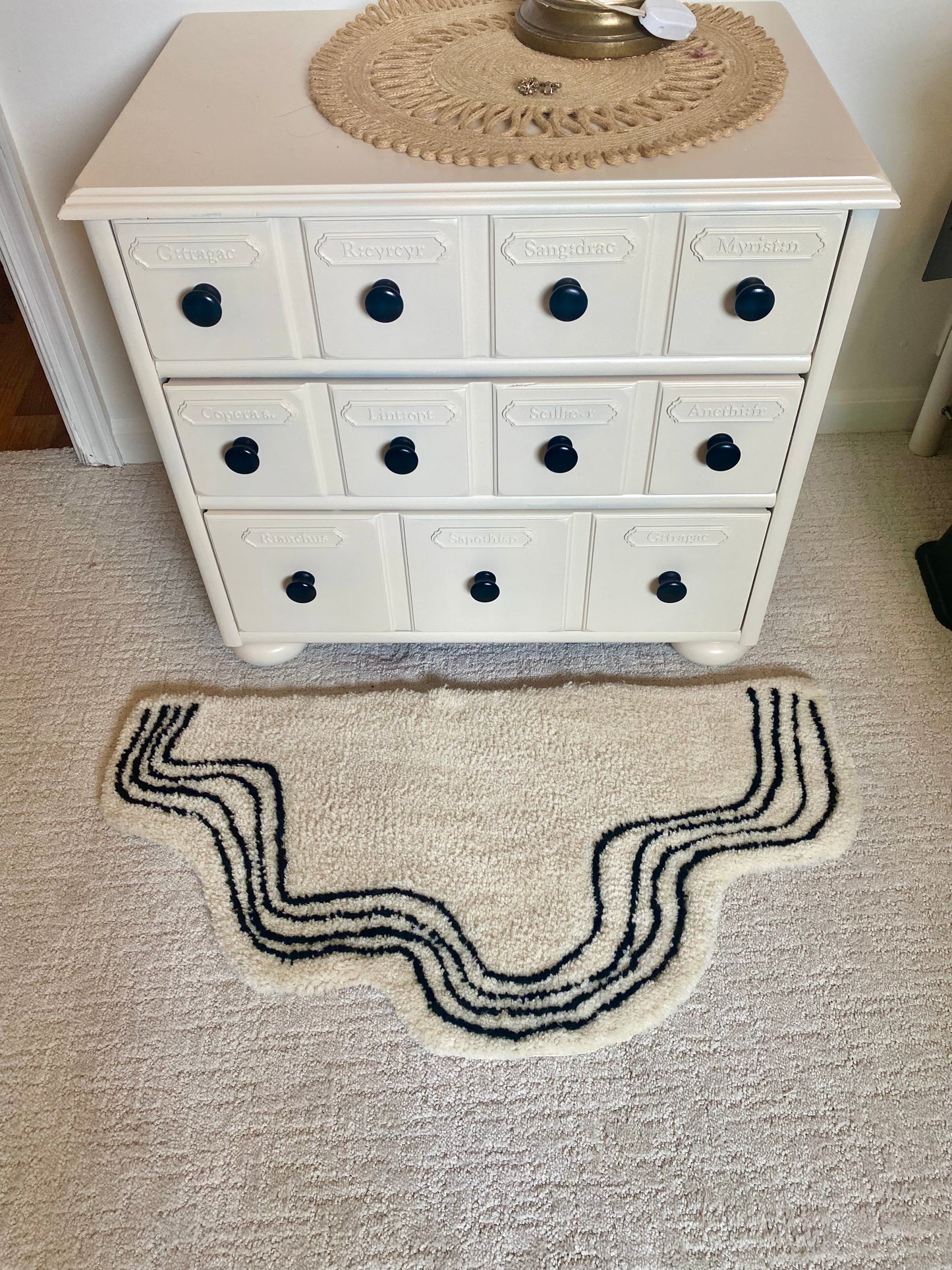 "Swirl" 18"x32" Black & White Tufted Rug