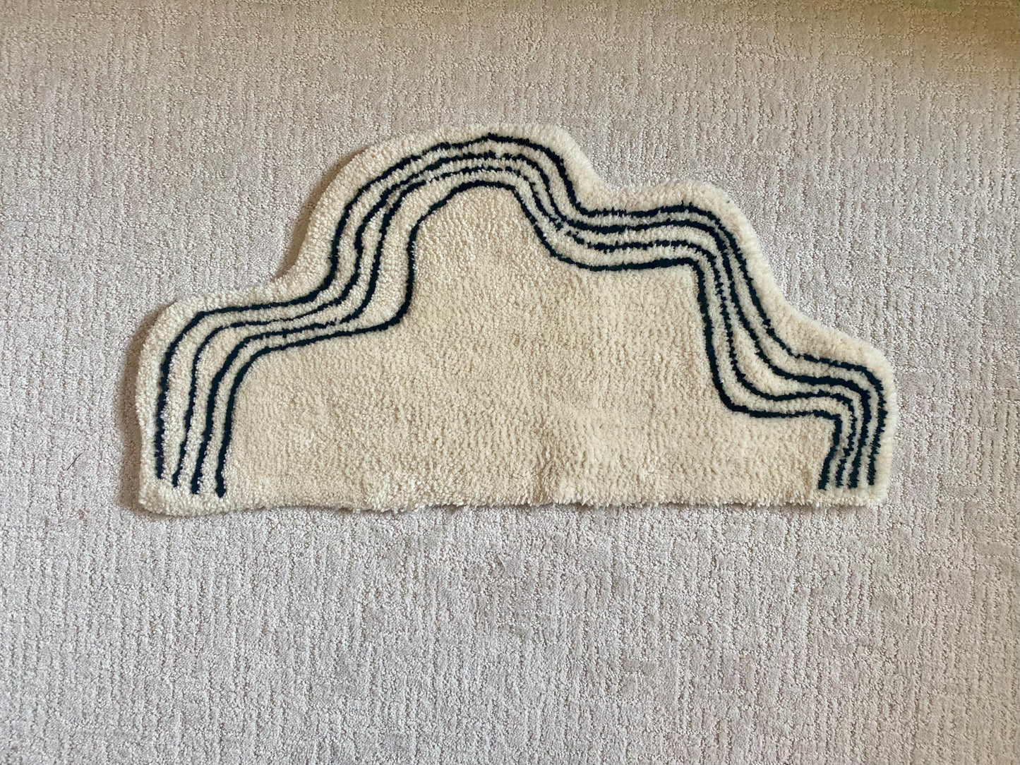 "Swirl" 18"x32" Black & White Tufted Rug